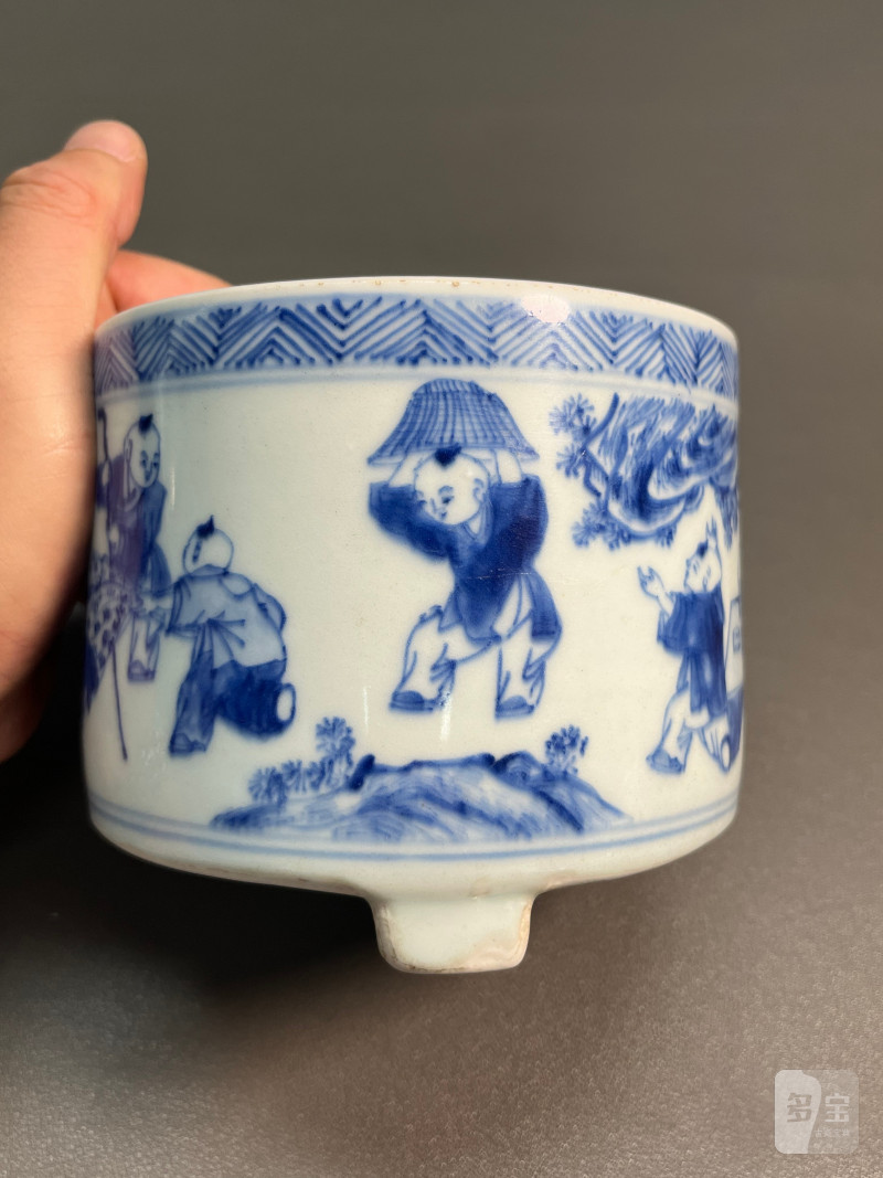 清顺治  青花“六子戏弥勒”图琴炉 - 图11